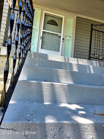 822 S 42nd St, Louisville, KY 40211