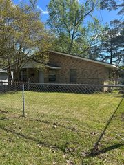1015 Anderson Drive, Leesville, LA 71446