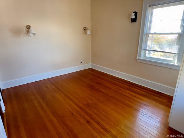 67 Park Avenue 2, White Plains, NY 10603