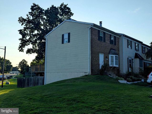 820 HOLLY DR, La Plata, MD 20646