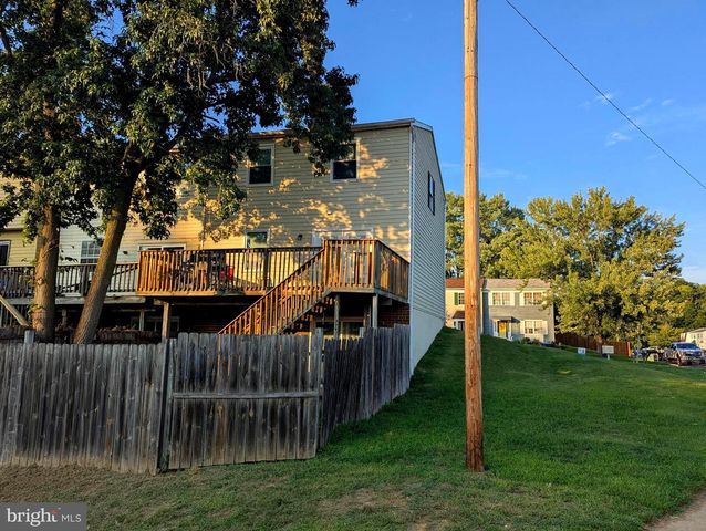 820 HOLLY DR, La Plata, MD 20646
