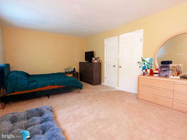 820 HOLLY DR, La Plata, MD 20646