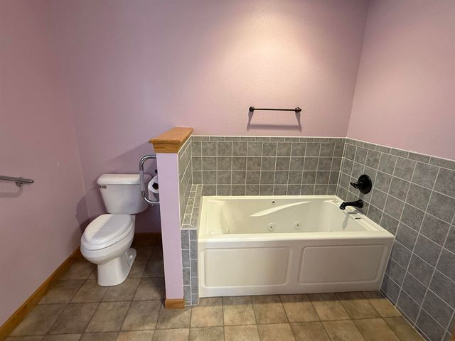 1107 Freeman Street, Charles City, IA 50616