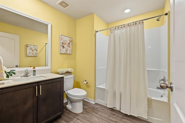 8951 SOUTHERN CHARM CIRCLE, Brooksville, FL 34613