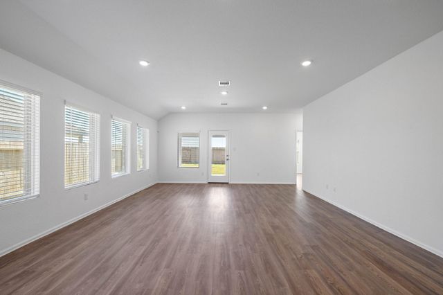5010 Lavaridge Drive, Rosenberg, TX 77469