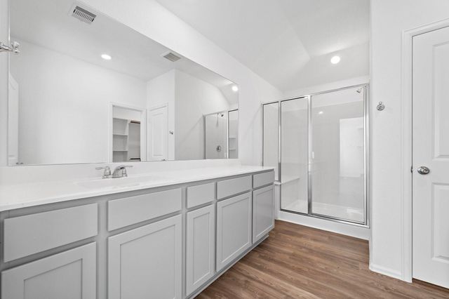 5010 Lavaridge Drive, Rosenberg, TX 77469