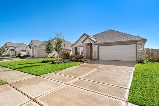 5010 Lavaridge Drive, Rosenberg, TX 77469