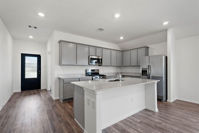 5010 Lavaridge Drive, Rosenberg, TX 77469