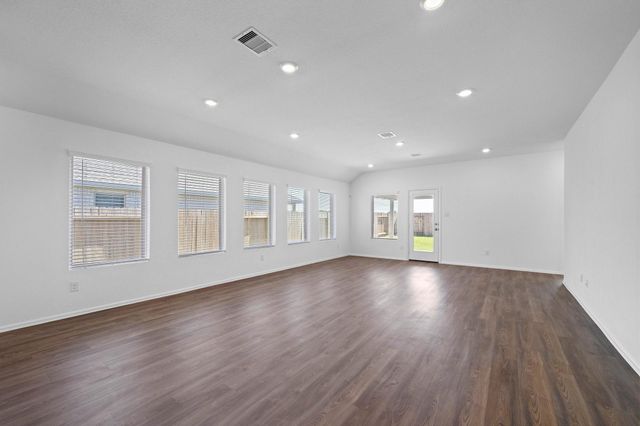 5010 Lavaridge Drive, Rosenberg, TX 77469