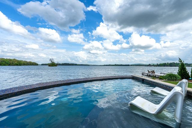 297 Long Beach Point, Hot Springs, AR 71913
