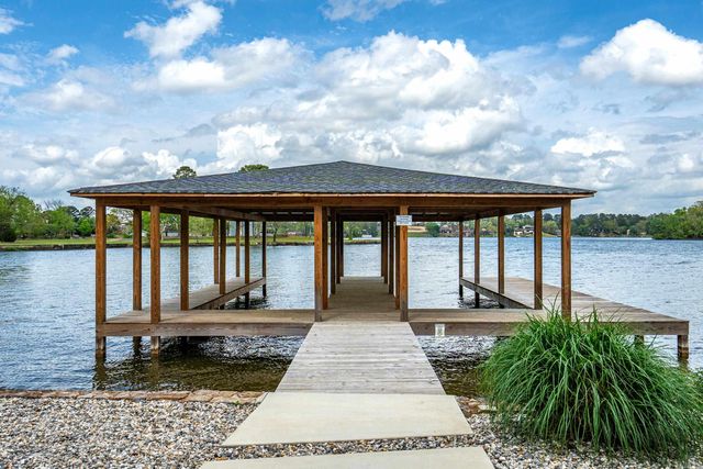 297 Long Beach Point, Hot Springs, AR 71913