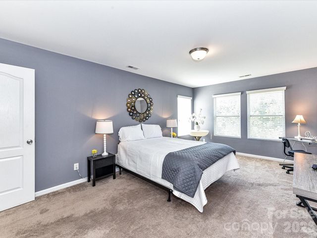 1201 Mountain Laurel Court, Matthews, NC 28104