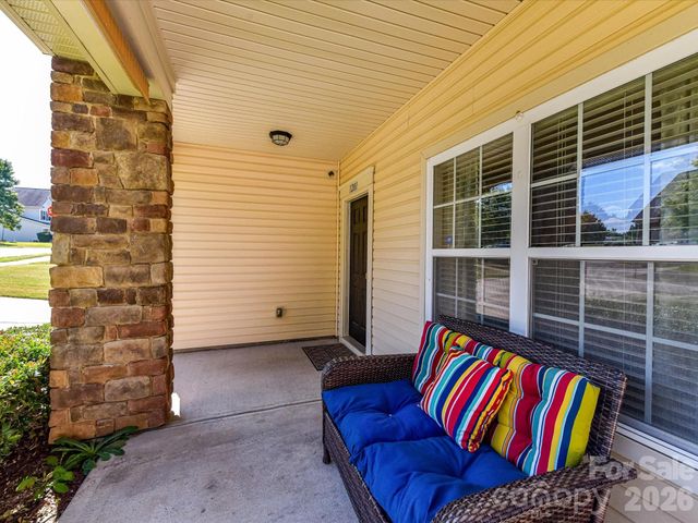 1201 Mountain Laurel Court, Matthews, NC 28104