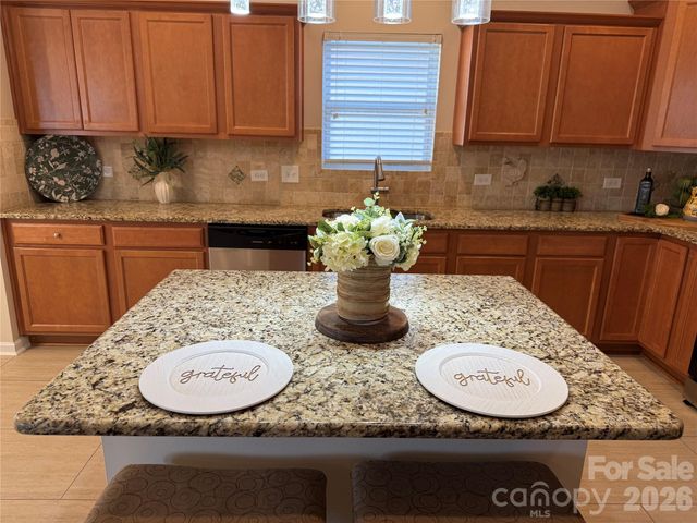 1201 Mountain Laurel Court, Matthews, NC 28104