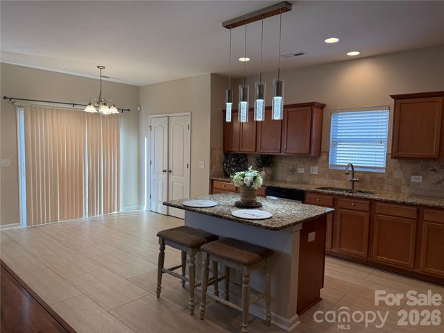 1201 Mountain Laurel Court, Matthews, NC 28104