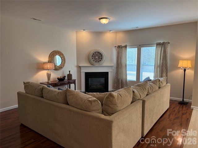 1201 Mountain Laurel Court, Matthews, NC 28104