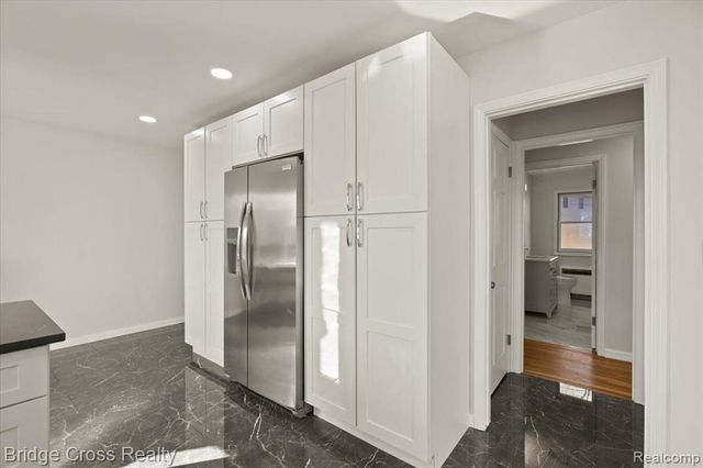 95 Hillsdale Road, Bloomfield Hills, MI 48302