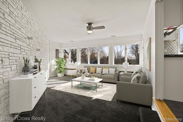 95 Hillsdale Road, Bloomfield Hills, MI 48302