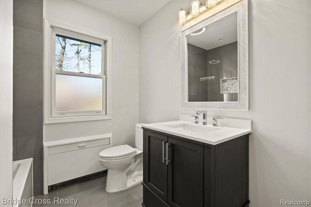 95 Hillsdale Road, Bloomfield Hills, MI 48302