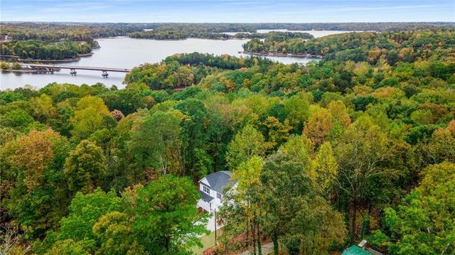 6035 Lakeside Court, Gainesville, GA 30506