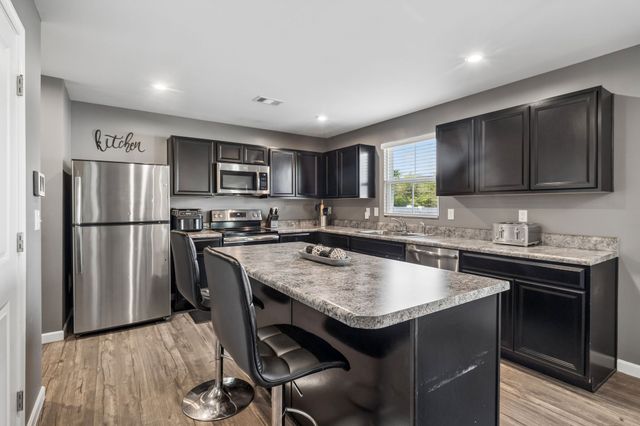 1937 Belle Arbor Dr, Nashville, TN 37207