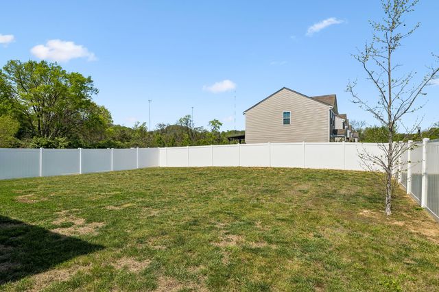 1937 Belle Arbor Dr, Nashville, TN 37207