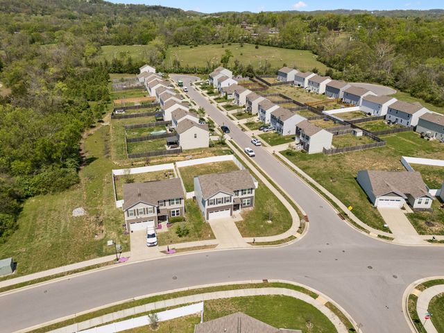 1937 Belle Arbor Dr, Nashville, TN 37207