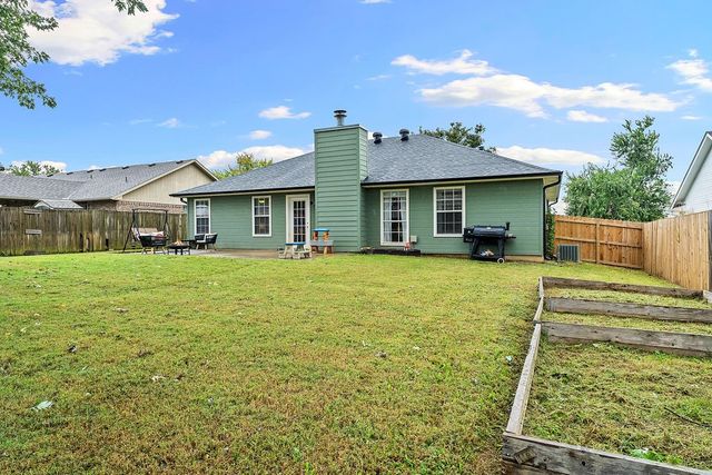 1611 S Beth Drive, Rogers, AR 72758