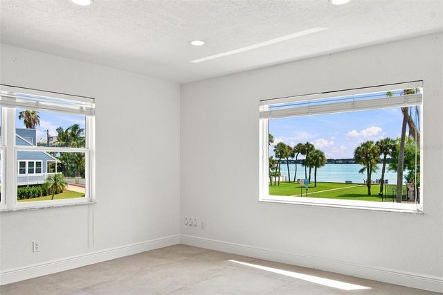 112 16TH STREET, Belleair Beach, FL 33786