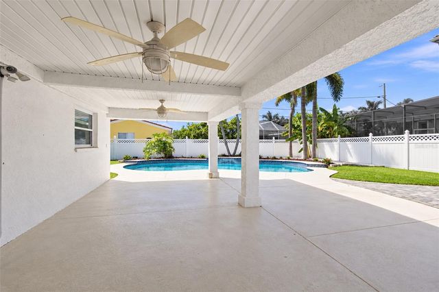 112 16TH STREET, Belleair Beach, FL 33786