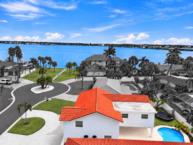 112 16TH STREET, Belleair Beach, FL 33786