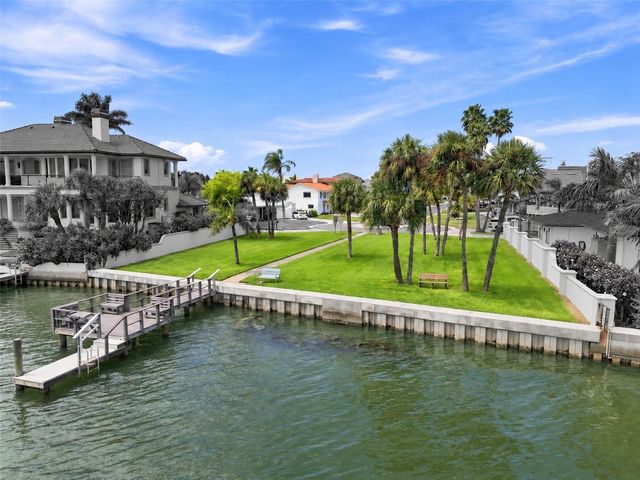 112 16TH STREET, Belleair Beach, FL 33786