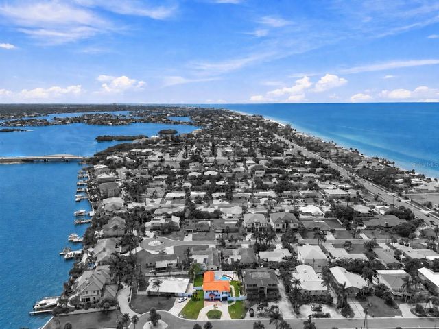 112 16TH STREET, Belleair Beach, FL 33786