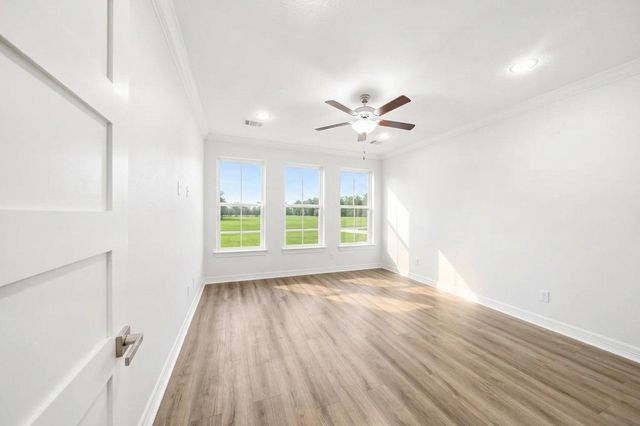 3204 Mckinney Drive, La Marque, TX 77568