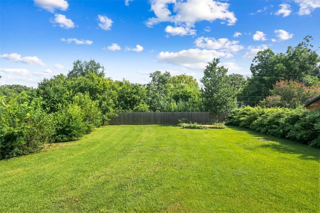 3204 Mckinney Drive, La Marque, TX 77568