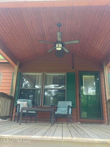 43 White Oak Drive, Natchez, MS 39120