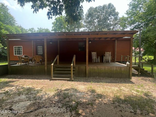 43 White Oak Drive, Natchez, MS 39120