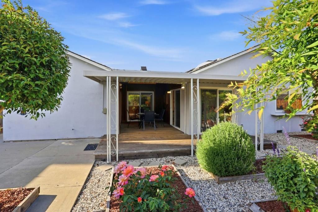 Image 37 of property listing at 1540 Santa Monica Avenue, San Jose, CA 95118