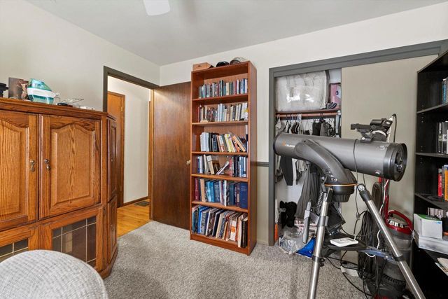 N9162 Woodridge COURT, East Troy, WI 53120