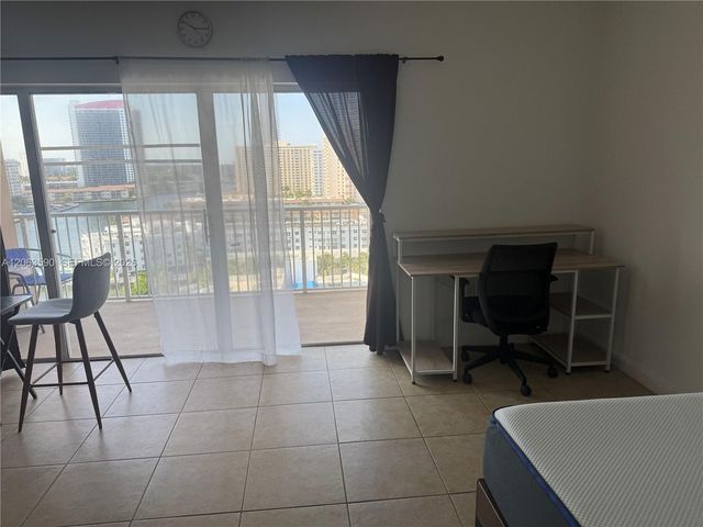 1965 S Ocean Dr 11H, Hallandale Beach, FL 33009