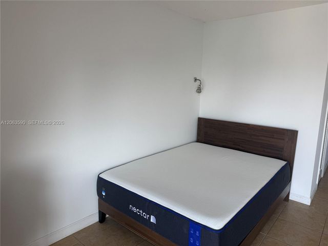 1965 S Ocean Dr 11H, Hallandale Beach, FL 33009