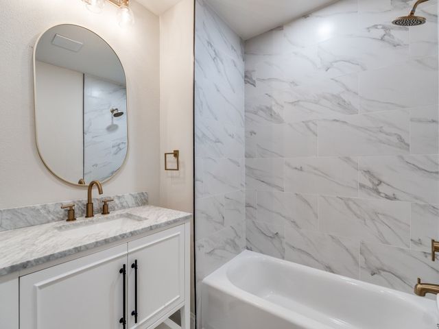 9008 Flicker Lane, Dallas, TX 75238