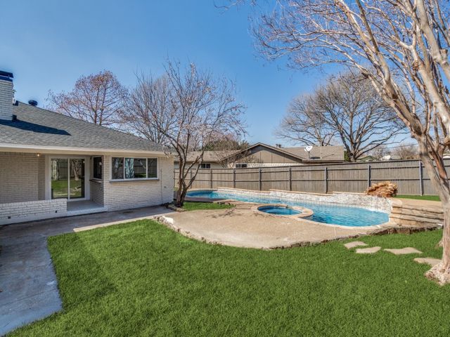 9008 Flicker Lane, Dallas, TX 75238