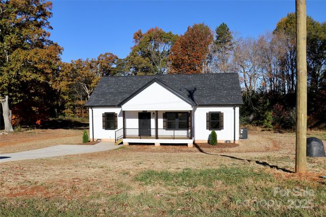 3924 East Maiden Road, Maiden, NC 28650