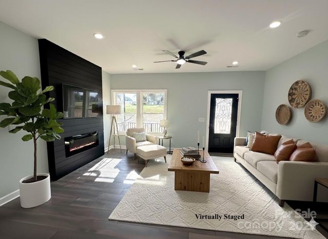 3924 East Maiden Road, Maiden, NC 28650