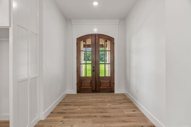 35 Elrod Drive, Greers Ferry, AR 72067