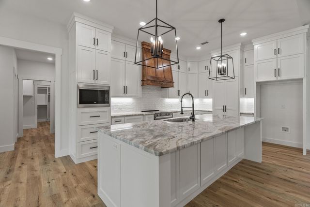 35 Elrod Drive, Greers Ferry, AR 72067