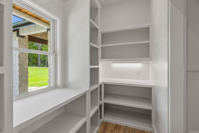 35 Elrod Drive, Greers Ferry, AR 72067