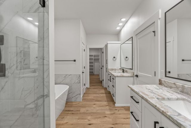 35 Elrod Drive, Greers Ferry, AR 72067