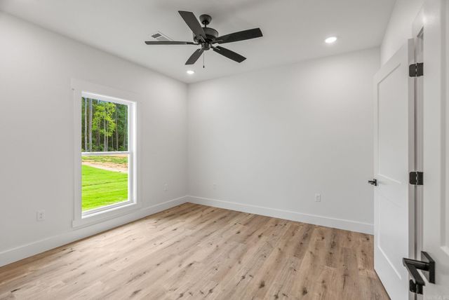 35 Elrod Drive, Greers Ferry, AR 72067